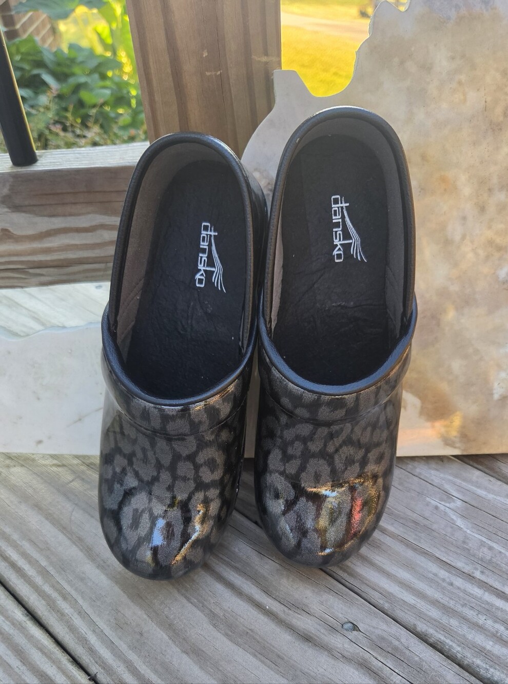 Dansko Black Gray Leopard-Print Patent Clogs Professional Wear. - Picture 3 of 6